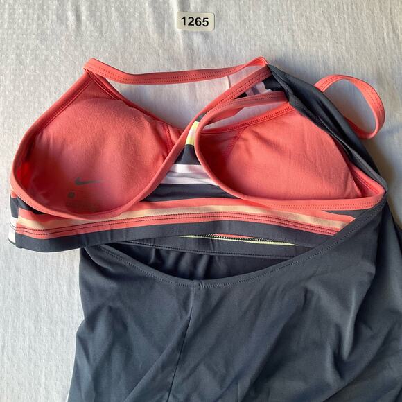 Nike Women’s Sleeveless Workout Tank Top size M, Blue Pink, with Built In Bra - Picture 7 of 9